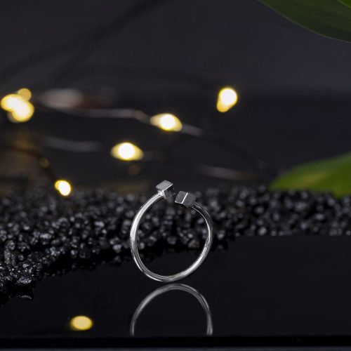 inel minimalist argint cuburi contemoran